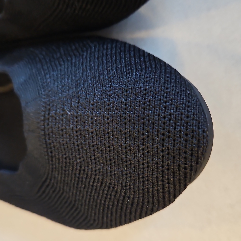 Skechers Black Stretch Flats - Picture 3 of 10